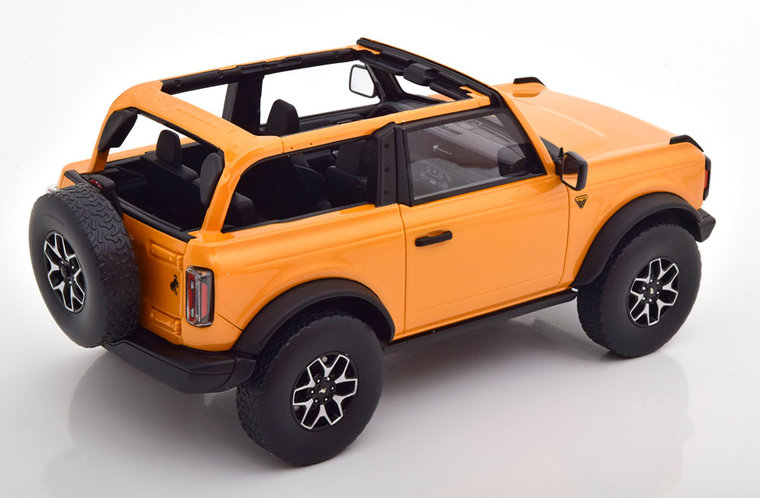 GT Spirit 1:18 Ford Bronco Badlands - Cyber Orange 2021, oplage 999 stuks