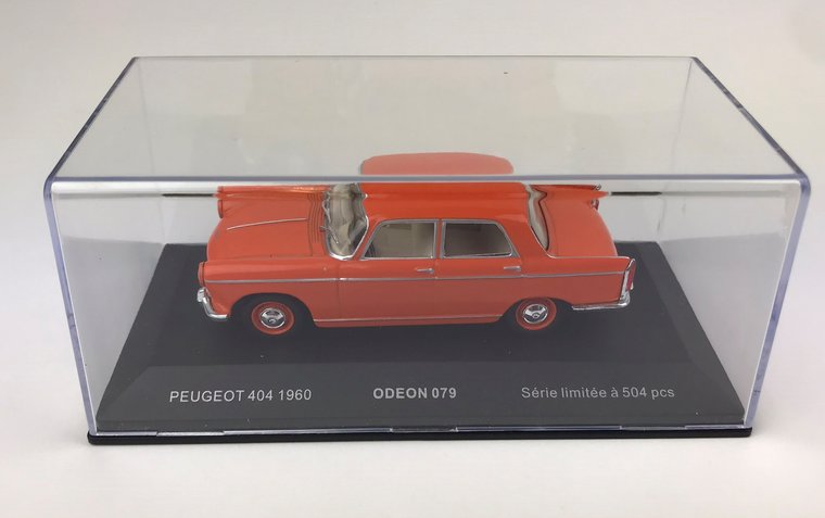 Odeon 1:43 Peugeot 404 Berline 1961 oranje