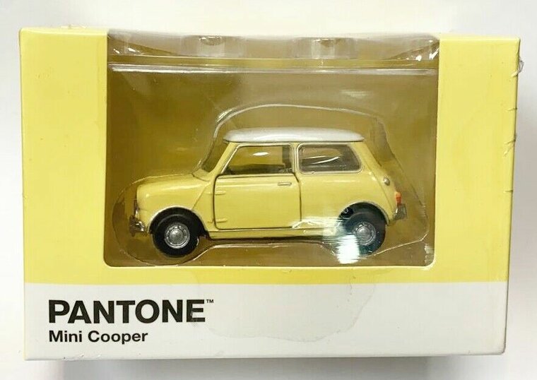 Tiny Toys 1:50 Mini Cooper MKI X Pantone geel