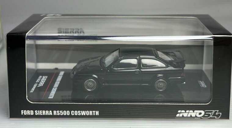 Inno Models 1:64 Ford Sierra RS500 Cosworth 1986 zwart RHD