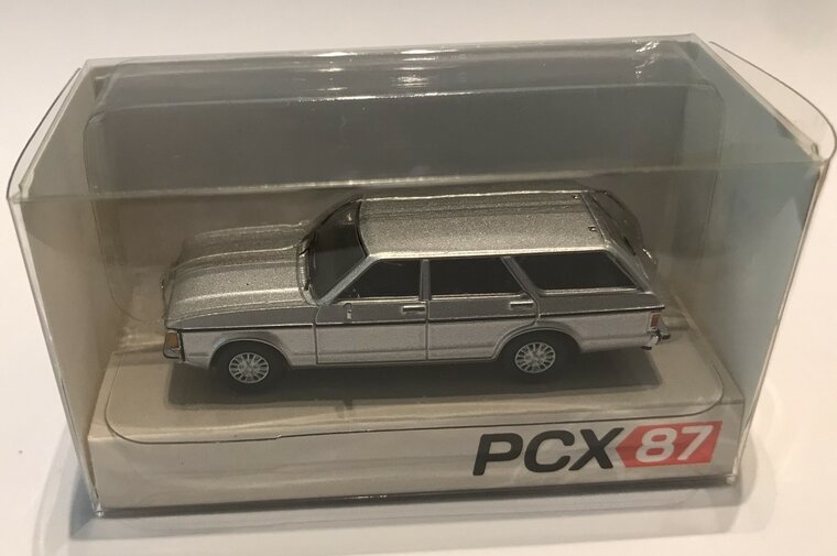 Premium Classixxs 1:87 Ford Granada MK I Turnier 1974 zilver