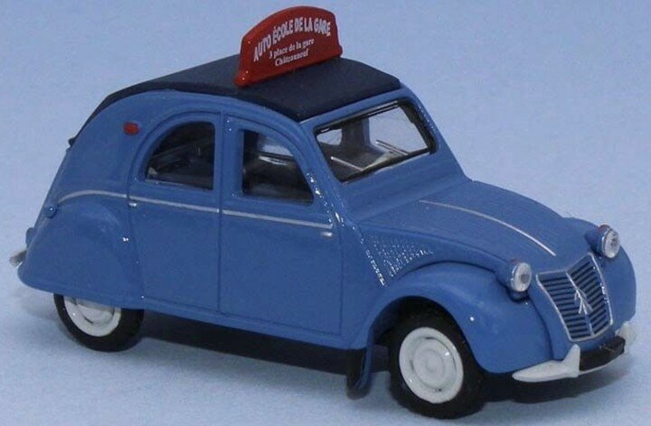 Les Classiques 1:87 Citroen 2CV AZLP Rijschool De La Gare 1958 blauw, in blisterverpakking