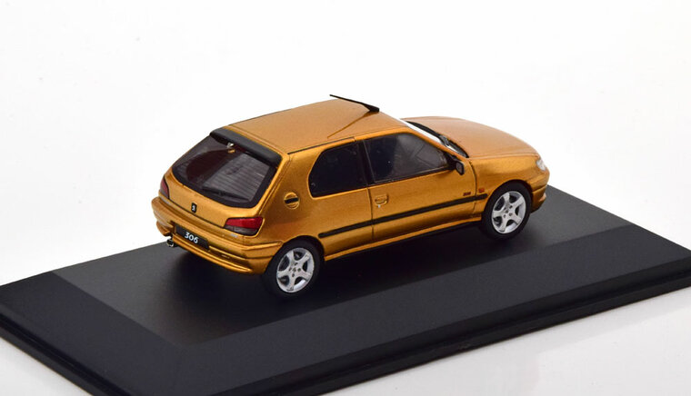 Solido 1:43 Peugeot 306 S16 1998 gold