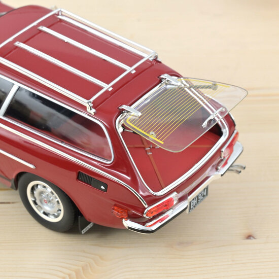 Norev 1:18 Volvo 1800 ES (US version) 1972 - Red with lower side stripes