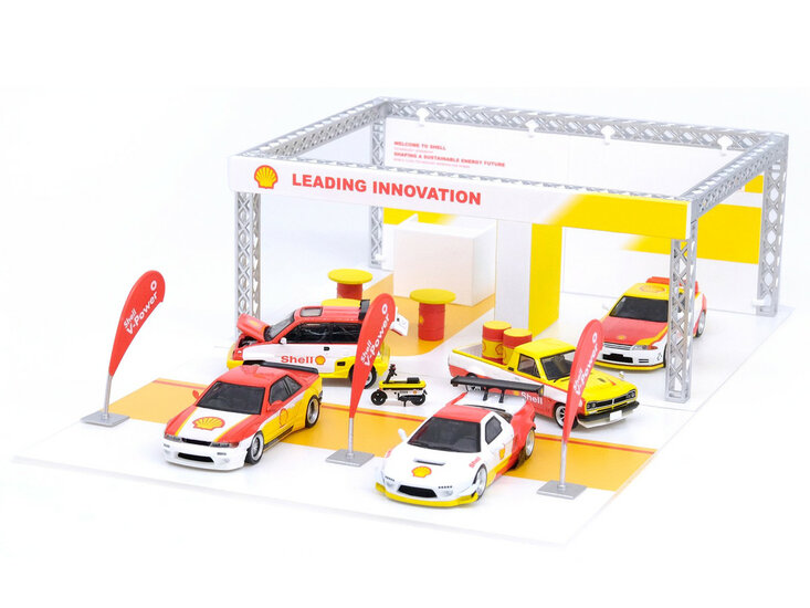 Inno Models 1:64 Exhibition Kiosk &quot;Shell Oil: Leading Innovation&quot; Diorama set geel wit rood, cars excl.