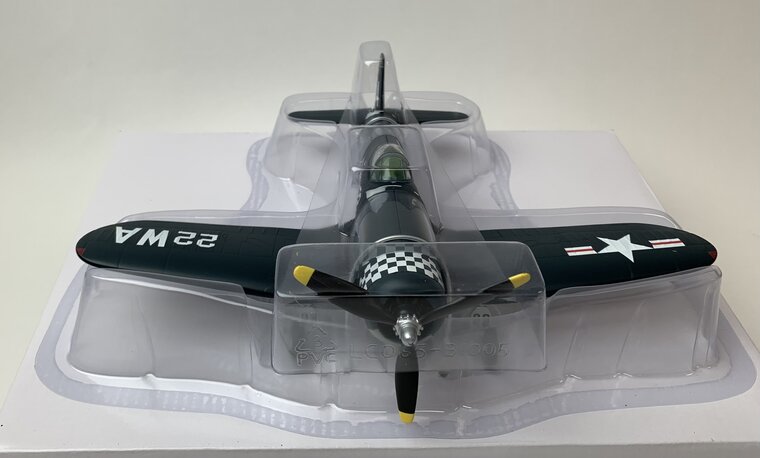 Liberty Classics 1:48 Vought F4U Corsair Die-cast Replica 1944. The wing span is +/- 28 cm