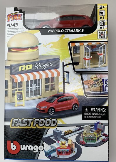 Bburago 1:43 Bburago City Fast Food with Volkswagen Polo GTI Mark 5 rood - Build Your City Kit