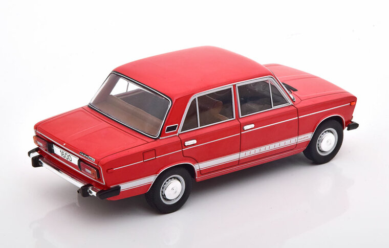 Whitebox 1:24 Lada 1600 LS rood