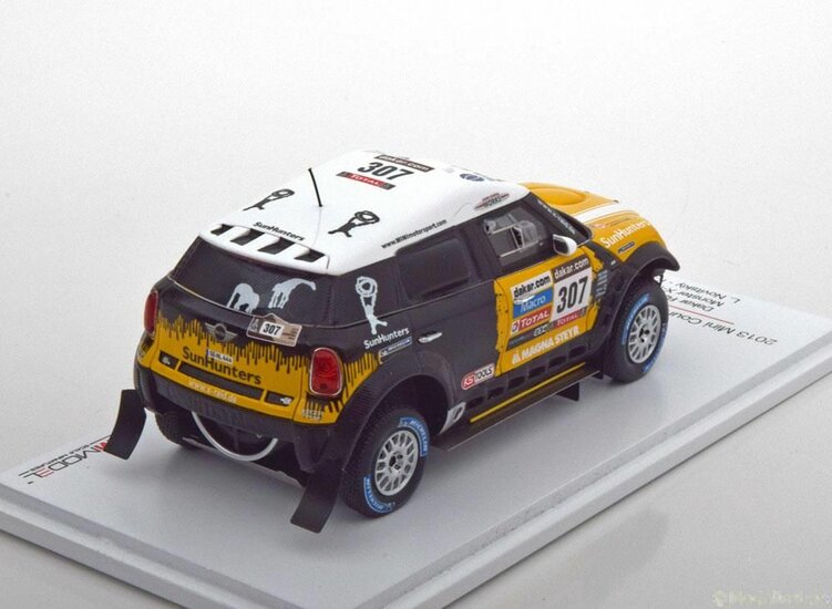 True Scale 1:43 Mini Countryman All4 Racing no 307, Monster X-Raid Team Novitskiy - Zhiltsov, Dakar Rally 3rd Place 2013, met schade