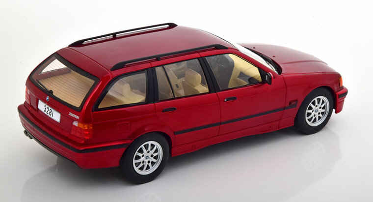 MCG 1:18 BMW 3er E36 Touring rood metallic