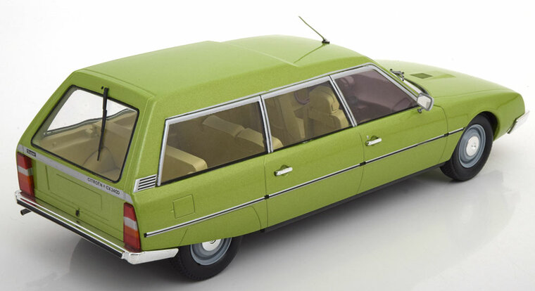 MCG 1:18 Citroen CX 2400 Super Break Serie 1 groen metallic