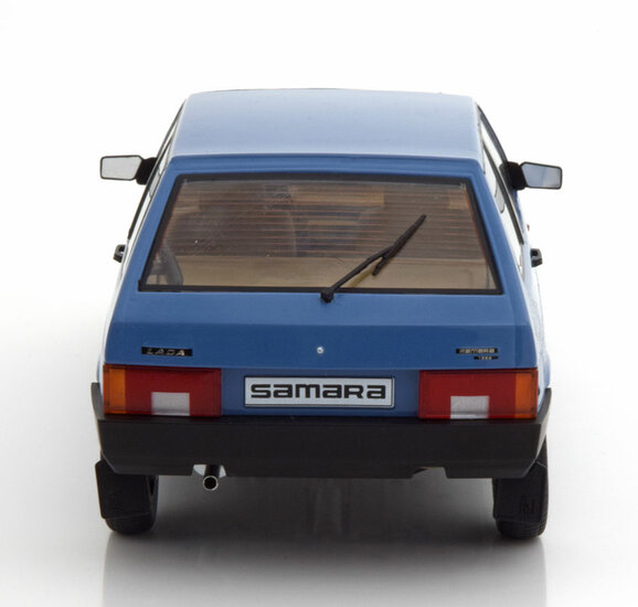 KK Scale 1:18 Lada Samara 1984 blauw, oplage 250 stuks