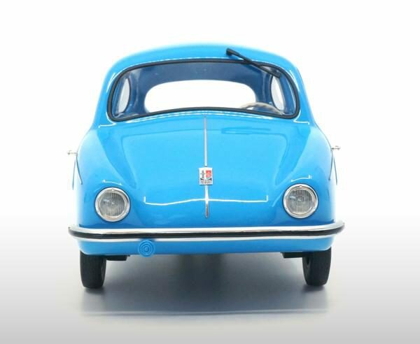 DNA Collectibles 1:18 Fuldamobil S6 - 1956 - blue, in luxe verpakking