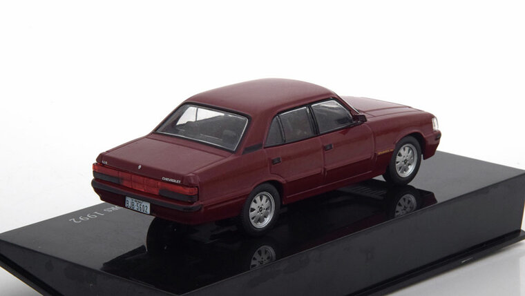 Atlas 1:43 Chevrolet Opala Diplomata Collector 1992 donkerrood