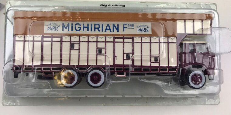 Atlas 1:43 Berliet GPRK10 Fruits et Primeurs Mighirian Fres Marselle Paris 1968 Bordeaux beige in blisterverpakking