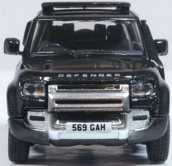 Oxford 1:76 Land Rover New Defender 110 Exploer zwart