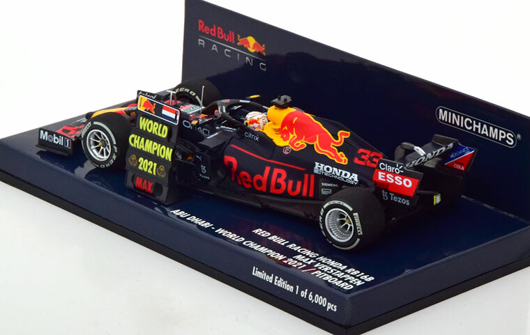 Minichamps 1:43 Red Bull RB16B No 33 Max Verstappen GP Abu Dhabi World Champion 2021 met Pitboard