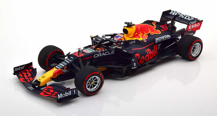Minichamps 1:18 Red Bull Racing Honda RB16B Max Verstappen No 33, winner Dutch GP 2021