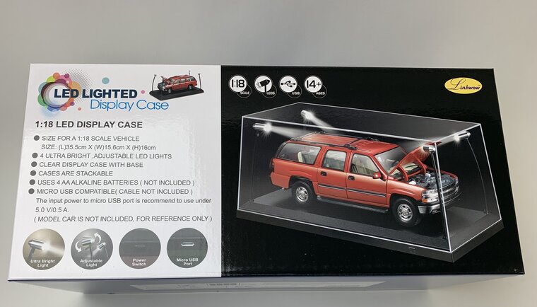 Triple9 1:18 Vitrine met Led 35.0x15.3x15.6 (Base surface inside 33x13cm) zwart bodem, excl modelautos