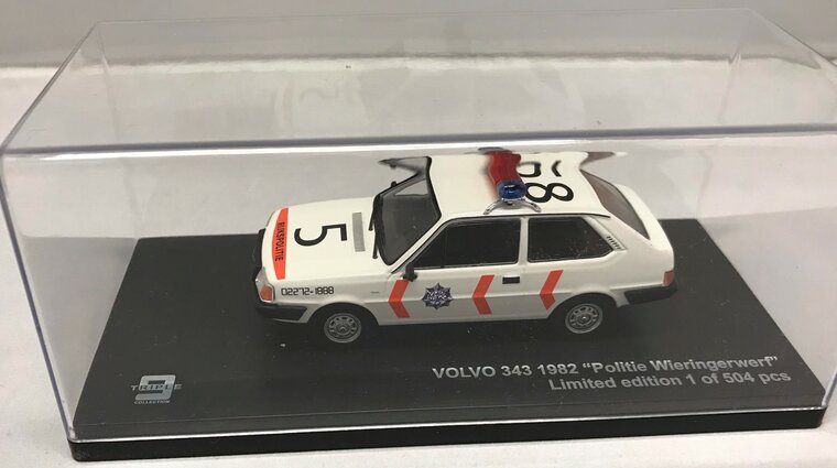 Triple9 Collection 1:43 Volvo 343 1400 &quot;Politie Wieringerwerf&quot; 1982 wit with original long bumpers.