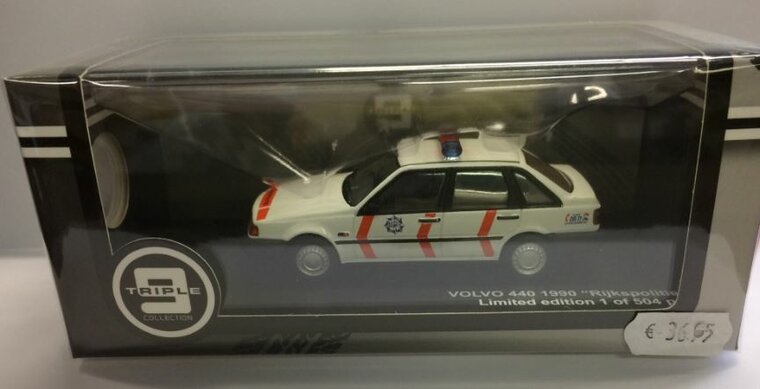 Triple9 Collection 1:43 Volvo 440 rijkspolitie dj-vb-34