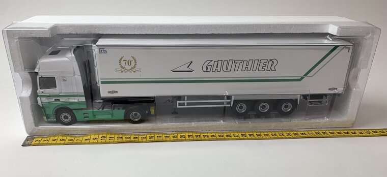 Eligor 1:43 Daf XF480 MY 2017 Superspace Cab "Gauthier- 70e Anniversaire ( 1946 - 2016)", trekker met oplegger