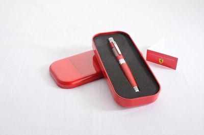 Ferrari Maronello roller pen box rood