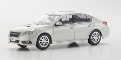 Kyosho 1:43 Subaru Legacy B4 Satin wit