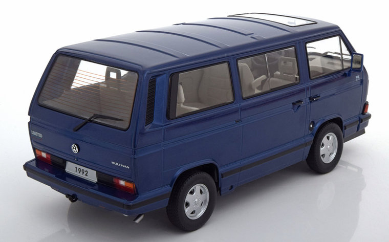 KK Scale 1:18 Volkswagen T3 Multivan  blauwmetallic