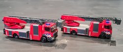 Herpa 1:87 Mercedes Benz Altego Brandweer Zaanstad  - 11-8051 Wormerweer, oplage 300 stuks