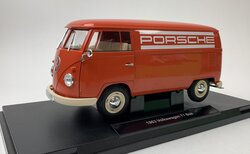 Welly 1:18 Volkswagen T1 bus "Porsche" rood