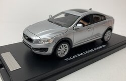 Scale Master 1:43  Volvo S60 Cross Country zilver - resin model