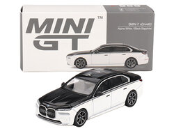 Mini GT 1:64 BMW i7 xDrive60 Dravit Alpine White and Black Sapphire LHD