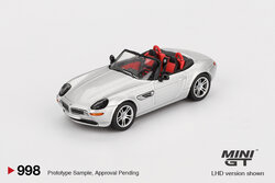 Mini GT 1:64 BMW Z8 Titanium silver 2003 LHD in blisterverpakking