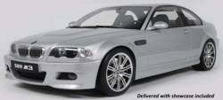 GT Spirit 1:8 BMW M3 E46 zilver 2003 in vitrine. Levering 04 - 2026 