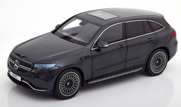 NZG 1:18 Mercedes Benz EQC 400 4Matic met Verlichting donkergrijs metallic, in dealer verpakking NZG 1:18 Mercedes Benz EQC 400 4Matic met Verlichting donkergrijs metallic, in dealer verpakking