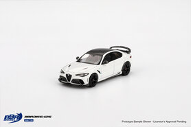 BBR Models 1:64 Alfa Romeo Giulia GTAM 2021 wit zwart. Levering 09-2025