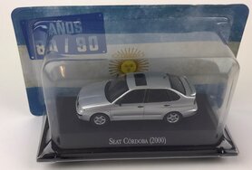 Atlas 1:43 Seat Cordoba 2000 zilver in blisterverpakking