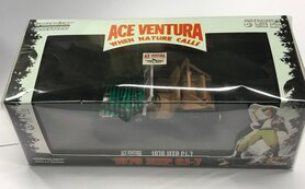 Greenlight 1:43 Jeep CJ - 7 "Ace Ventura: When Nature Calls 1995"groen zwart