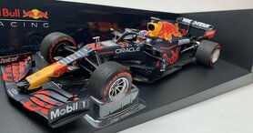 Minichamps 1:18 Red Bull Racing Honda RB16B Max Verstappen No 33, winner Dutch GP 2021