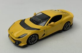 BBR Models 1:64 Ferrari 812 Giallo Modena Competitizone 2021 geel