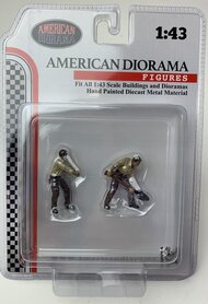 American Diorama 1:43 Mechanic Crew 4x4 Camel Trophy Metal Figures set no 2 - set 2 figuren, excl. auto