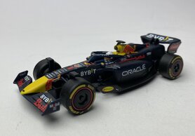 Carrera 1:43 Red Bull Racing RB18 No1 Max Verstappen, Diecast pull back