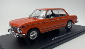 Atlas 1:24 BMW 2002 Tii 1971, orange