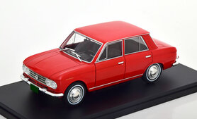 Atlas 1:24 Datsun Bluebird 410 rood 1964 in blisterverpakking