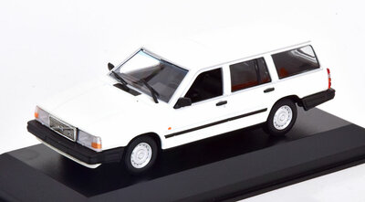 Maxichamps 1:43 Volvo 740 GL break 1986 wit