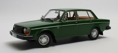 Cult Models 1:18 Volvo 244DL groen 1975