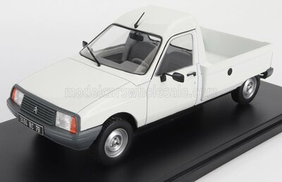 Atlas 1:24 Citroen C15 Pickup 1982 wit in blisterverpakking