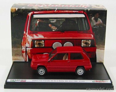 Brumm 1:43 Fiat Padan 45 + Transkit ( decals en accessories S For Rally Dei Vini 1981) rood