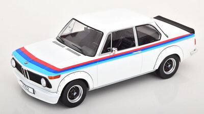 MCG 1:18 BMW 2002 Turbo 1973 wit / dekor